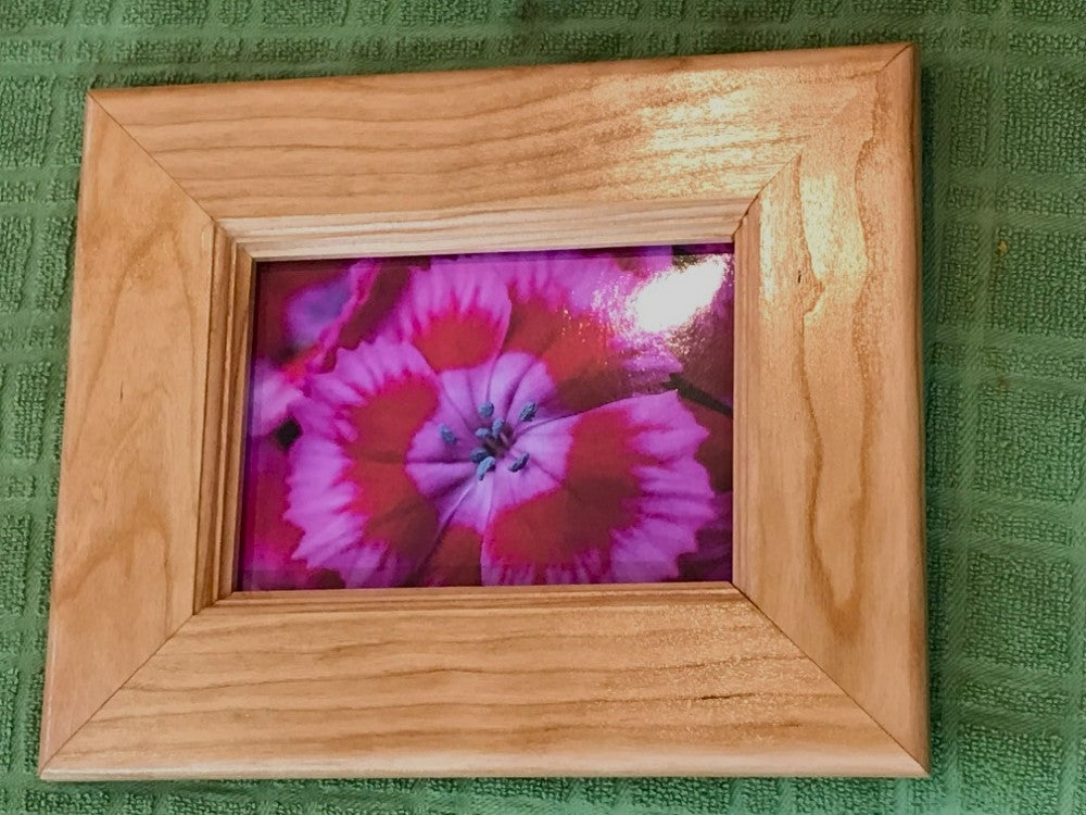 Elegant Cherry Frame of 5x7 Inches