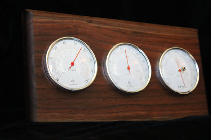 Thermometer + hygrometer + barometer