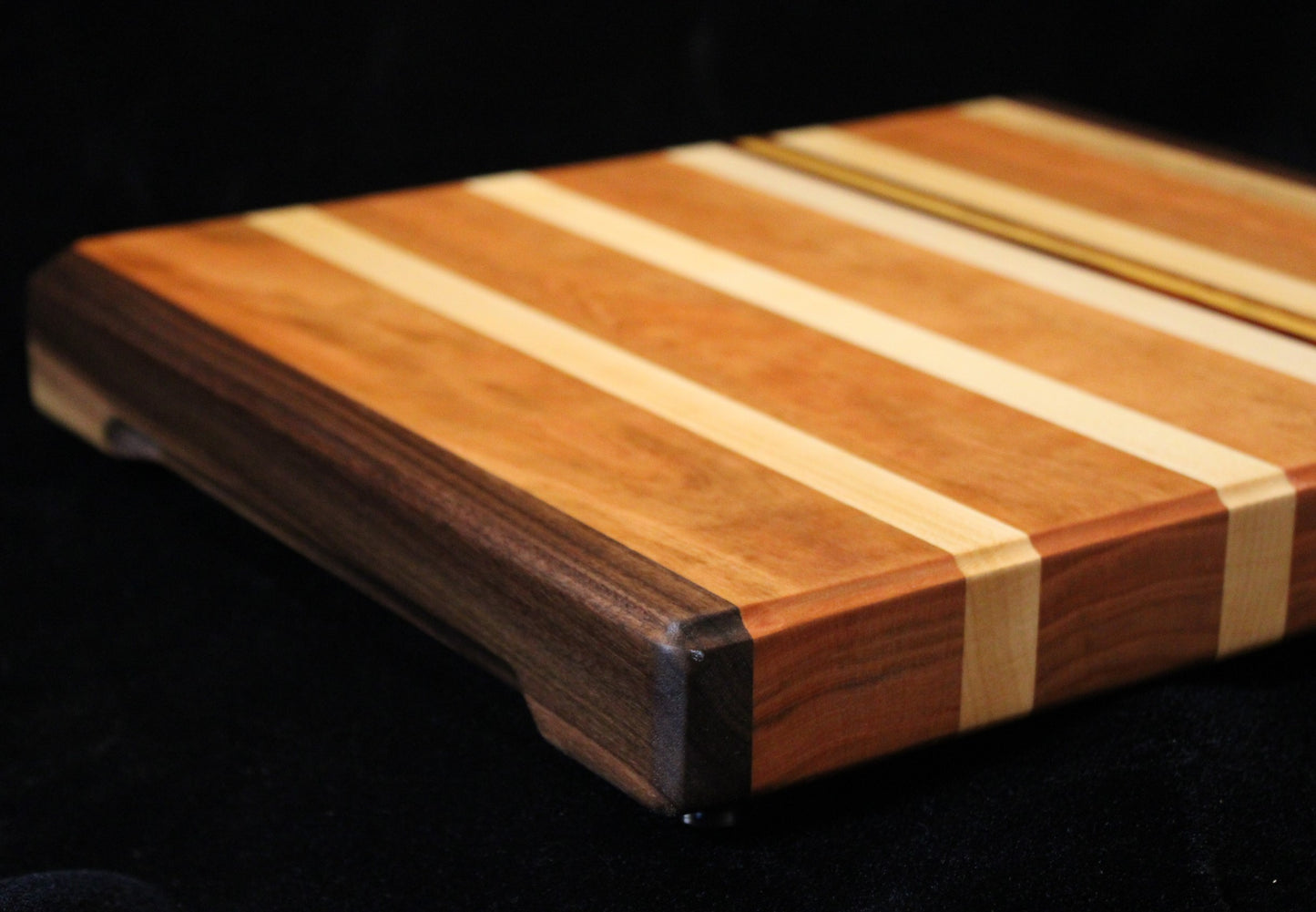 Cutting Board w/ 4 Woods #12