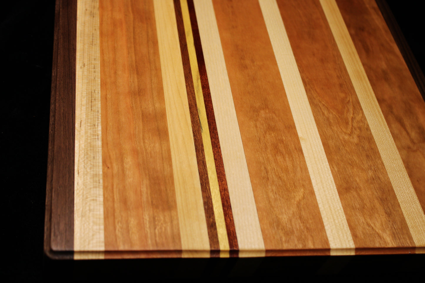 Cutting Board w/ 4 Woods #12