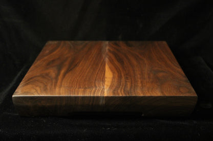 Big Walnut Cutting Board