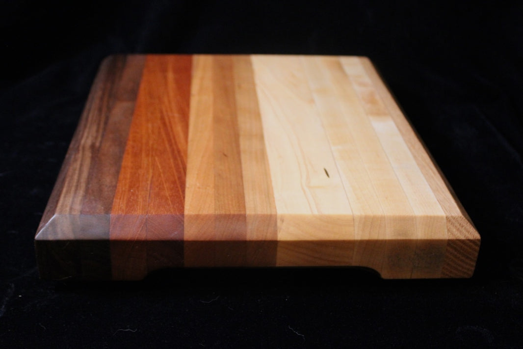 Cutting Board w/ 5 Woods #14